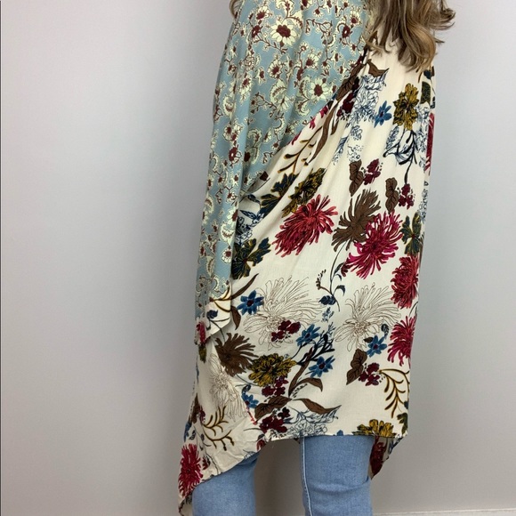 Boho Blooms Kimono Floral Print - Picture 5 of 8